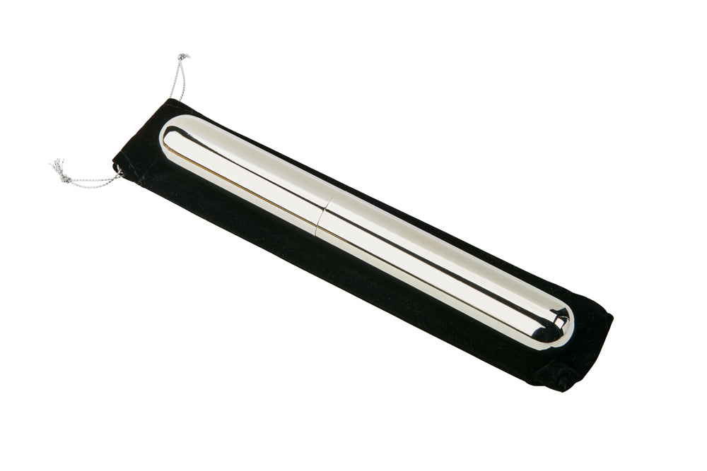 Premium stainless steel cigar travel case with black pouch