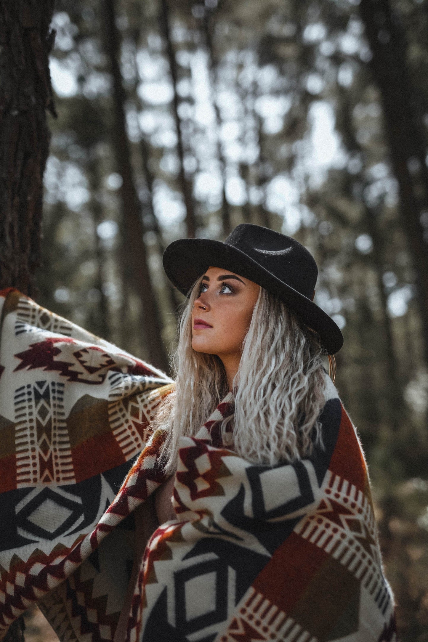 Awa Blanket – Vibrant Autumn | Handwoven Reversible Blanket Made in Ecuador